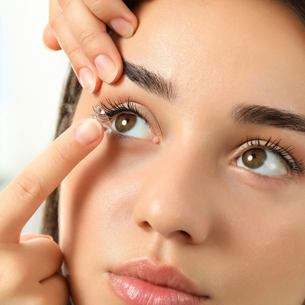 Contact lenses in Shops Of Sunnybrook